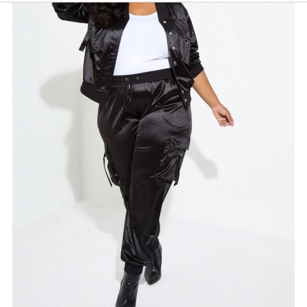 Satin cargo set